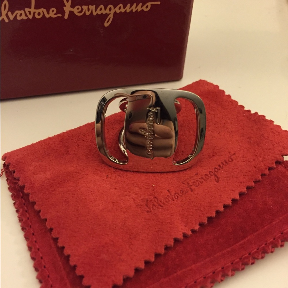 Ferragamo Scarf Ring